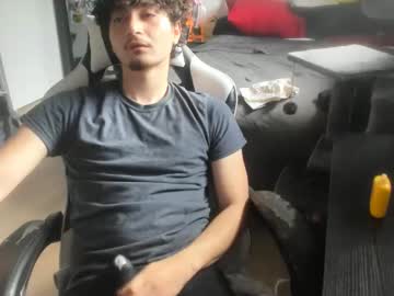 Qwert4206 Chaturbate stream image from February 19, 2026