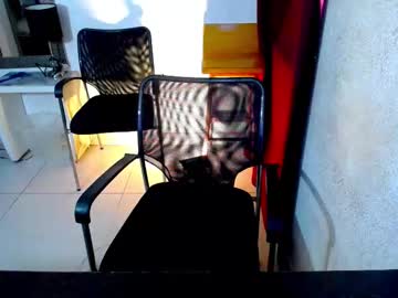 Jr_Phoenix Chaturbate stream image from February 19, 2026