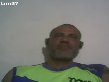 Retlam37 Chaturbate stream image from February 19, 2026