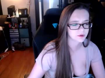 Xqueenkendrax Chaturbate stream image from February 19, 2026