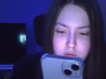Charming_Creatures Chaturbate stream image from February 19, 2026