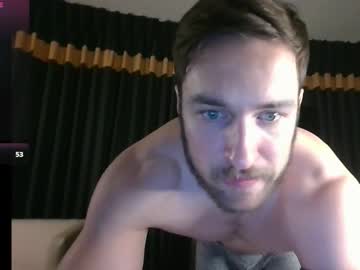 Handsumhung Chaturbate stream image from February 20, 2026
