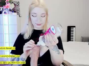 Raaaaaaawr Chaturbate stream image from February 20, 2026