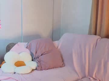 Little_Red_Rosy Chaturbate stream image from February 20, 2026