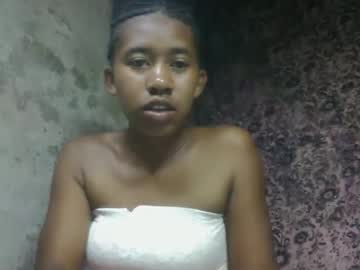 Soriettezah Chaturbate stream image from February 20, 2026