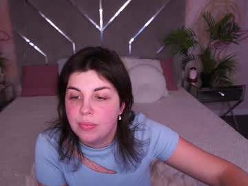 Mirandawarm Chaturbate stream image from February 20, 2026