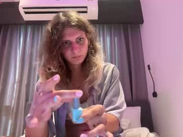 Alicepinkhead Chaturbate stream image from February 20, 2026