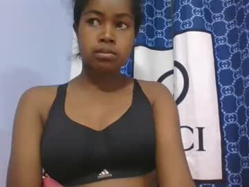Phania185885 Chaturbate stream image from February 20, 2026