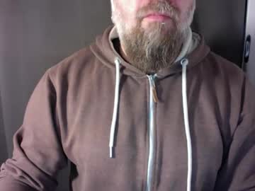 Trytobeaslave Chaturbate stream image from February 20, 2026