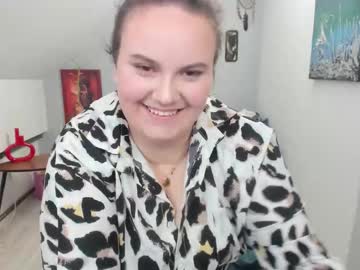 Elvirajones Chaturbate stream image from February 20, 2026