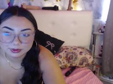 Nicole_Lewlls Chaturbate stream image from February 20, 2026
