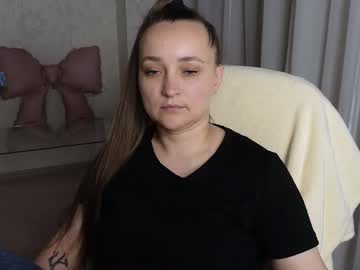 Kovalovaa Chaturbate stream image from February 20, 2026