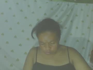 Carinesexy69 Chaturbate stream image from February 20, 2026