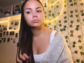 Maisielattanzio Chaturbate stream image from February 20, 2026