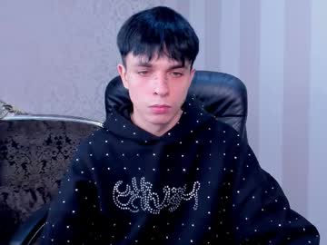 Clarkbev Chaturbate stream image from February 20, 2026