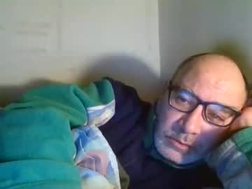 Flashdreaming Chaturbate stream image from February 20, 2026