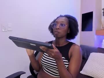 Rouselux Chaturbate stream image from February 20, 2026