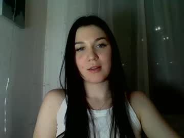 Katie_Foxi Chaturbate stream image from February 20, 2026