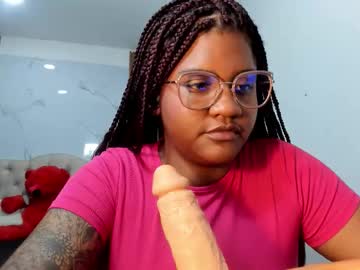 Zahra_Rose Chaturbate stream image from February 20, 2026