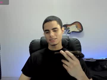 Zenhzu Chaturbate stream image from February 21, 2026