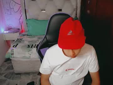 Street_Poemm_ Chaturbate stream image from February 21, 2026