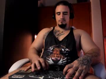 Kingbear777 Chaturbate stream image from February 21, 2026
