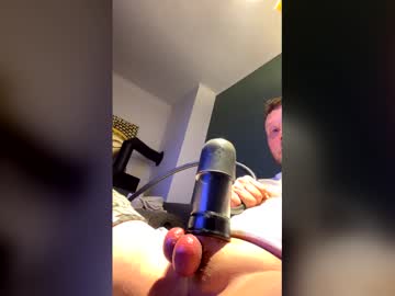 Milker421 Chaturbate stream image from February 21, 2026