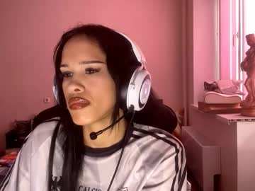 Kathrinesaltarelli Chaturbate stream image from February 21, 2026