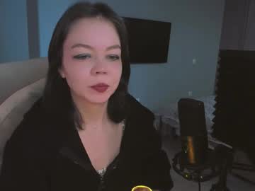 Quietluxury Chaturbate stream image from February 21, 2026