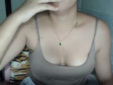 Kyliexx98 Chaturbate stream image from February 21, 2026