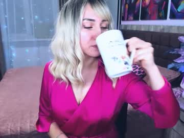 Milenadaisy stream image from February 21, 2026