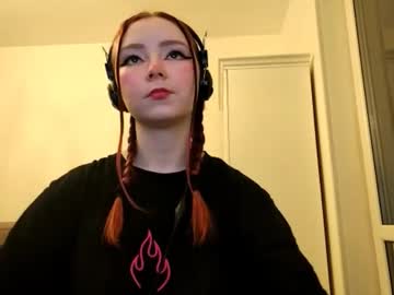 Noemileclerc Chaturbate stream image from February 21, 2026