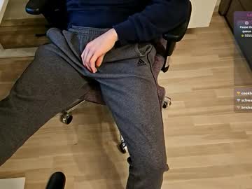 Tree1989 Chaturbate stream image from February 21, 2026