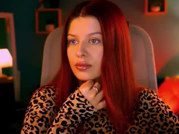 Nicolemoonn Chaturbate stream image from February 21, 2026