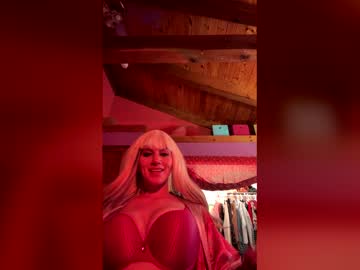 Melaniemae Chaturbate stream image from February 21, 2026