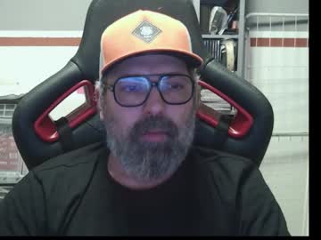 Womenizzeer Chaturbate stream image from February 22, 2026
