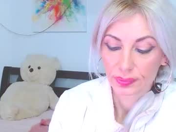 Honey_Lara Chaturbate stream image from February 22, 2026
