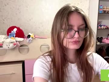 Robynsentinella Chaturbate stream image from February 22, 2026