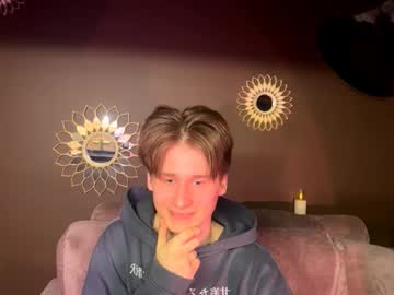 Sapph1res Chaturbate stream image from February 22, 2026