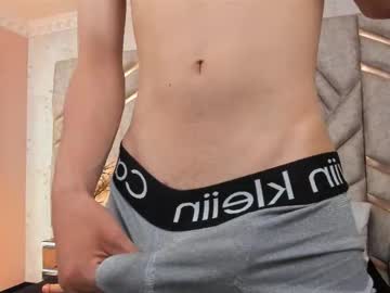 Leofeniix Chaturbate stream image from February 22, 2026