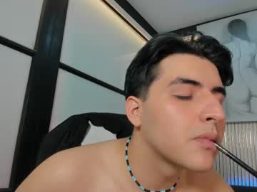 Noahwolff_1 Chaturbate stream image from February 22, 2026