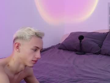 Leonlure Chaturbate stream image from February 22, 2026