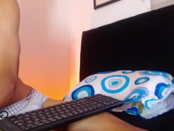 Logan_S18 Chaturbate stream image from February 22, 2026