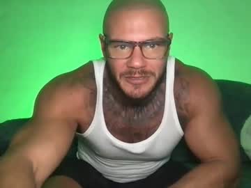 Beefyandbald Chaturbate stream image from February 22, 2026