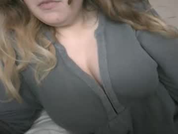 Shyelyseee Chaturbate stream image from February 22, 2026