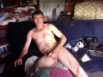 Bedecar Chaturbate stream image from February 22, 2026