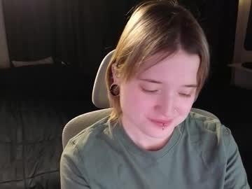 Meowki4 Chaturbate stream image from February 23, 2026