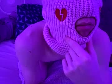 Incognitohole Chaturbate stream image from February 23, 2026