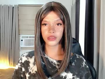 Kendra_Lunaxx Chaturbate stream image from February 23, 2026