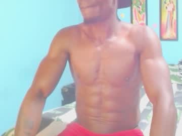 Elmiltonnjakee Chaturbate stream image from February 23, 2026